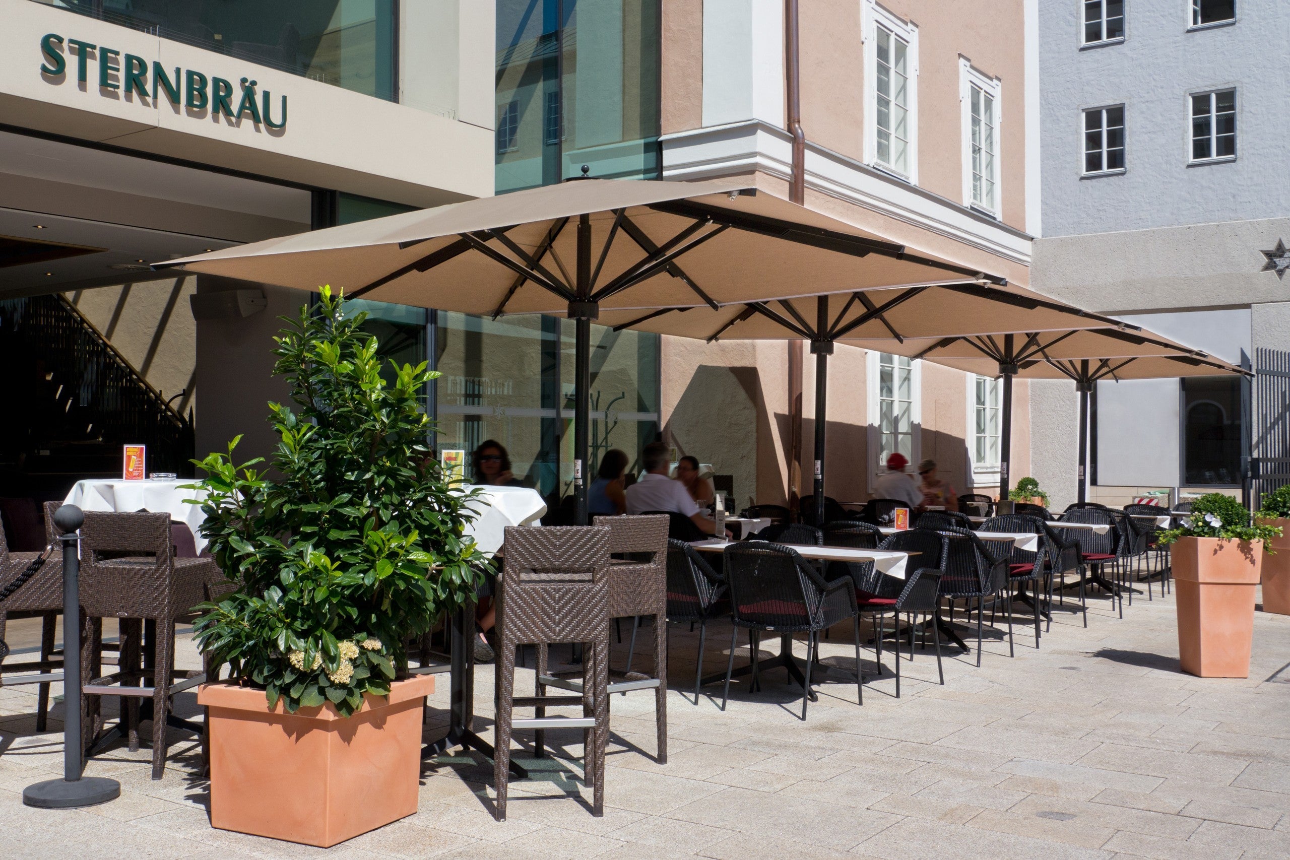 big square patio umbrella cafe 19'9" Custom Square Umbrellas – GiantPatioUmbrellas